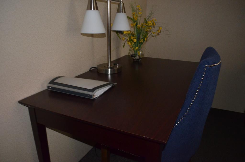 Chapel Hill University Inn Bagian luar foto
