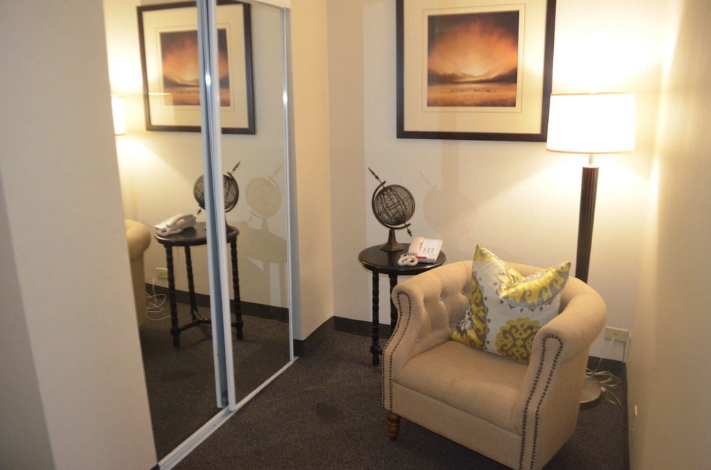 Chapel Hill University Inn Bagian luar foto