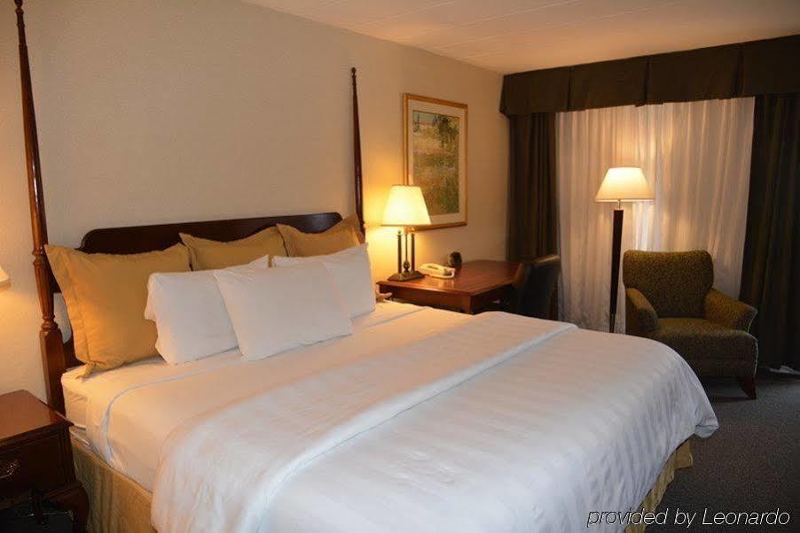 Chapel Hill University Inn Bagian luar foto